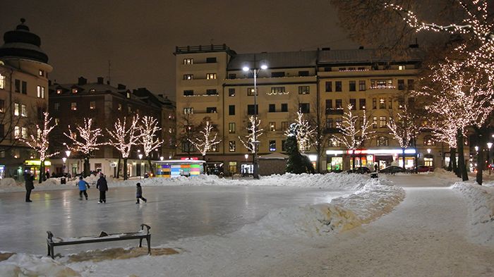 ​​Premiär för konstfrusen skridskobana på Järntorget 