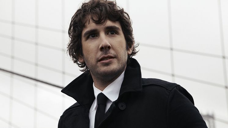 Josh Groban släpper sitt efterlängtade album Illuminations i höst. 