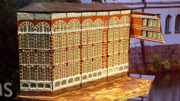 Goethe Chocolaterie - Schaustück der Buntgarnwerke Leipzig aus 100 Prozent Schokolade 