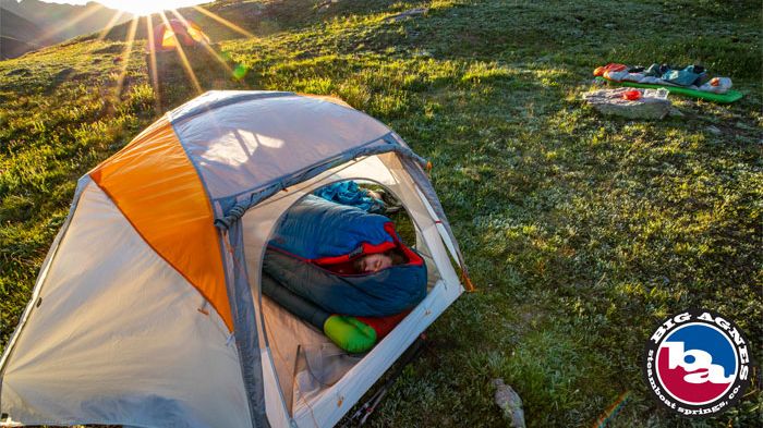 Bildet over: Big Agnes utvikler og produserer førsteklasses telt, soveposer, luftmadrasser, campingutstyr m.m.