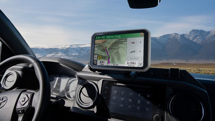 Voyagez hors des sentiers battus grâce à l’Overlander de Garmin, une expérience de navigation inédite conçue pour les aventuriers