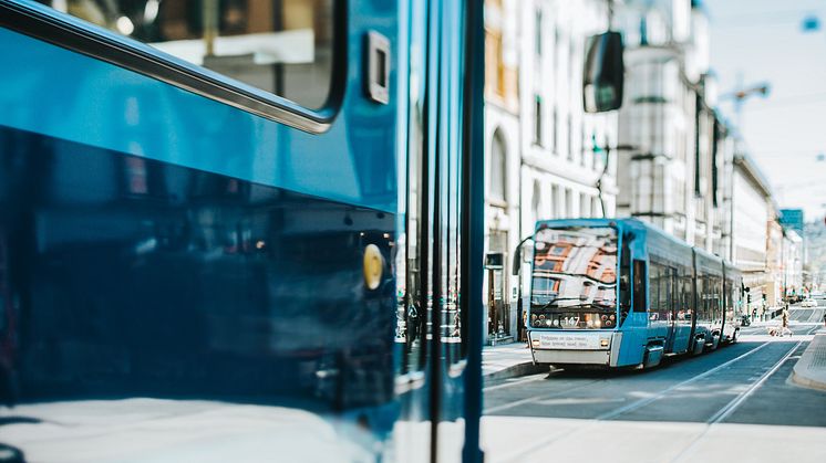 De gamle trikkene vil kjøre i Oslogatene frem til alle nye trikker er levert.