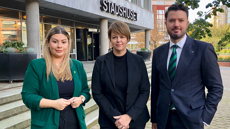 Fv: Stefana Hoti (MP), Katrin Stjernfeldt Jammeh (S), Roko Kursar (L)