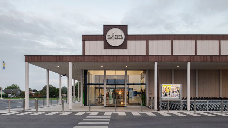 Lidl-butiken i Visby, ritad av LINK Arkitektur, är nominerad till Årets Bygge (foto: Mikael Olsson)