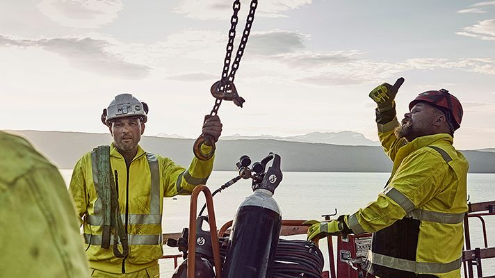 NORDENS TRE STÖRSTA BYGGFÖRETAG VÄLJER BLÅKLÄDER