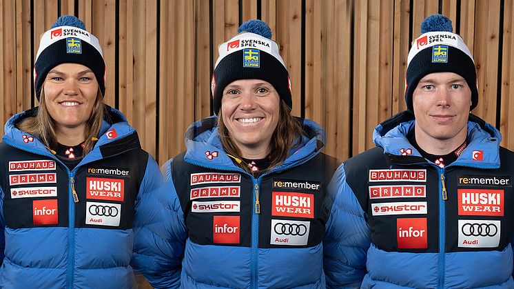 Presstäff med Anna Swenn Larsson, Sara Hector och Kristoffer Jakobsen inför världscupavslutningen. Foto: Ski Team Sweden Alpine