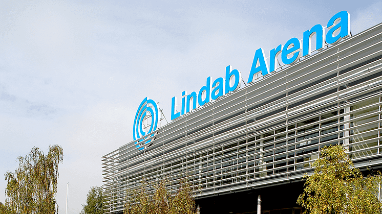 Lindab Arena-skylten kommer att fortsätta lysa under de kommande säsongerna.