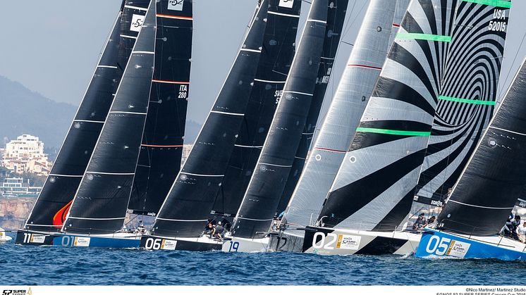 Competitors of the 52 SUPER SERIES