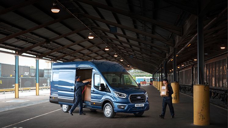 Cel mai inteligent și productiv Ford Transit își face debutul global la Salonul de Vehicule Utilitare din Hanovra