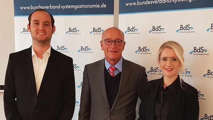 Patrick Birnesser (BdS-Referent), Bernhard Loos (MdB), Andrea Belegante (BdS-Hauptgeschäftsführerin)