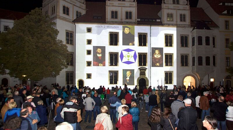 "Torgau leuchtet": Illumination des Großen Wendelsteins - Foto: Wolfgang Sens