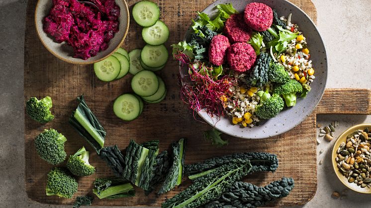 Picadeli utmanar matindustrin på World Salad Day 