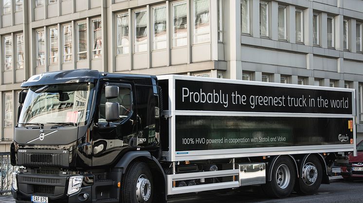 Carlsberg Sverige satsar på miljölastbilar med HVO i tanken