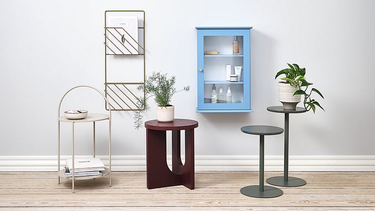 JYSKs nye småmøbler er holdt stilrene, men udfordrer alligevel med deres farver, materialer og former.