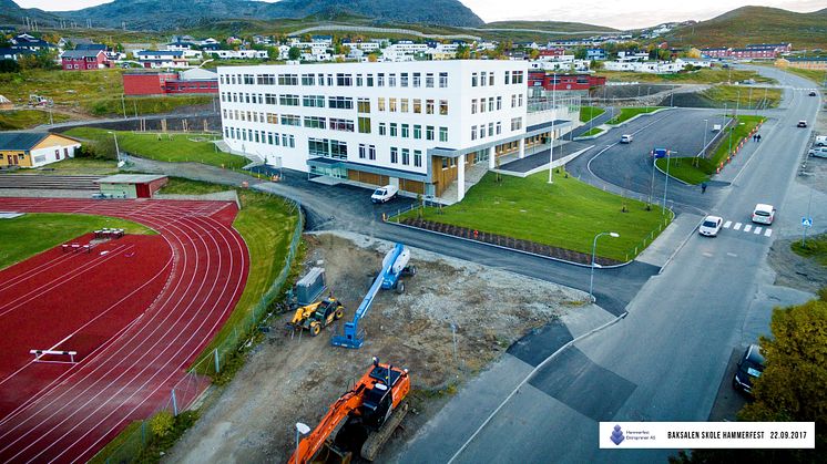 Baksalen skole er månedens prosjekt i november. Foto: Hammerfest Entreprenør.