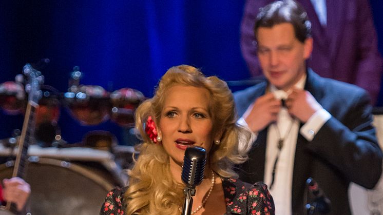 Red Hot Club: Gunhild Carling Big Band