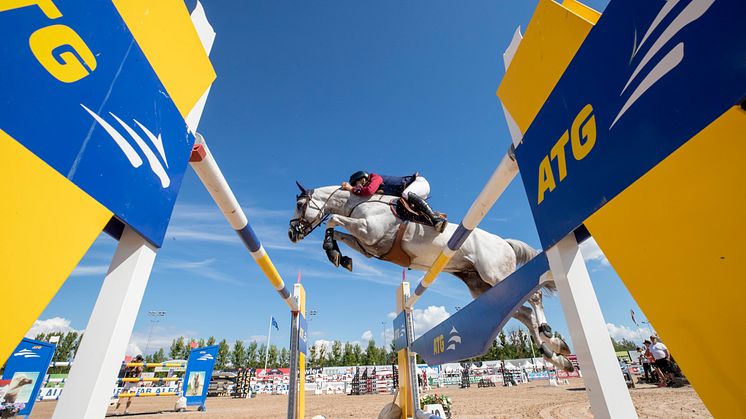 Peder Fredricson VM-laddar med ATG Riders League på Åby Arena i Mölndal. Han har tidigare vunnit deltävlingar i ligan. Här på Sundbyholm 2020. Foto: Roland Thunholm