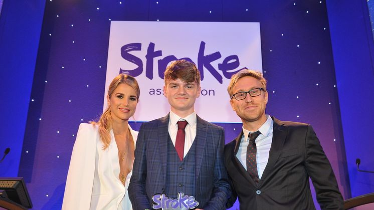 ​14 year-old stroke survivor wins national courage award