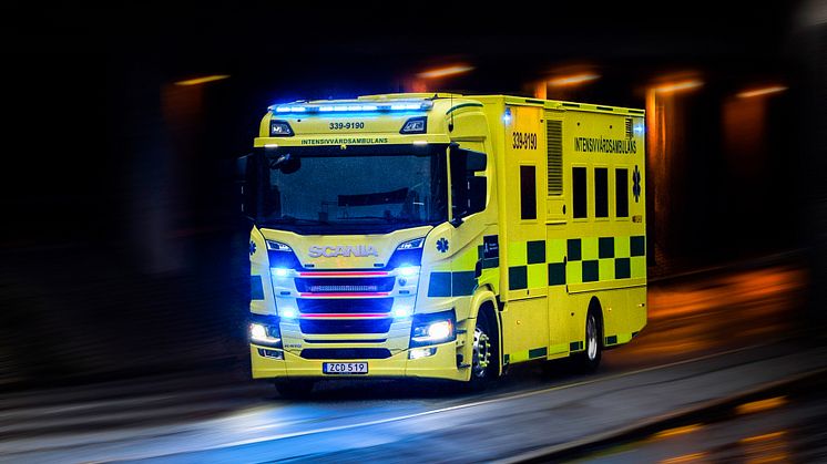 Es dauert nur 90 Sekunden bis der Scania Krankenwagen für Intensivpatienten in Stockholm einsatzbereit ist.