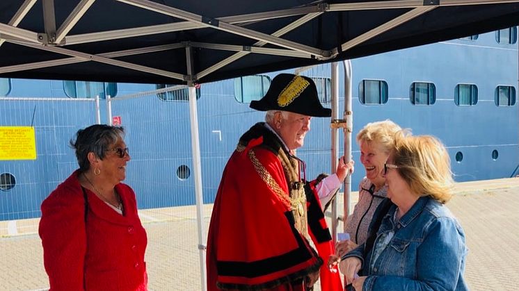 It’s a mystery! Fred. Olsen Cruise Lines' ‘Balmoral’ makes East Anglian maiden call in Great Yarmouth