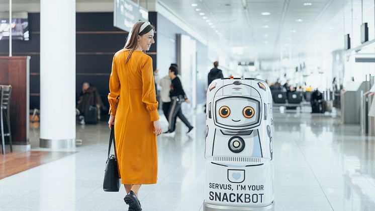  Serviceroboters JEEVES am Flughafen München