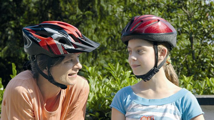 Die Unfallforschung der Versicherer rät dringend zum Tragen eines Fahrradhelms.   Foto: GDV