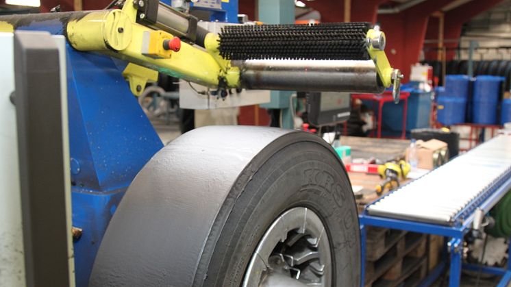 Regummierede dæk sparer resurser og miljø