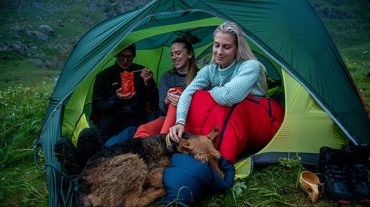 Høstnatten kan bli overraskende kald. Husk å sjekk hvilken temperatur din pose er laget for. Foto: Hans Kristian Krogh Hanssen / Bergans