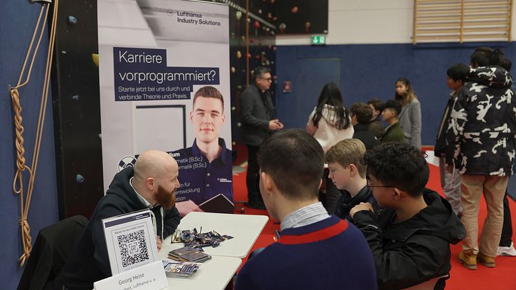 Unternehmer und Führungskräfte informierten Schülerinnen und Schüler aus Louisenlund über die Berufswahl