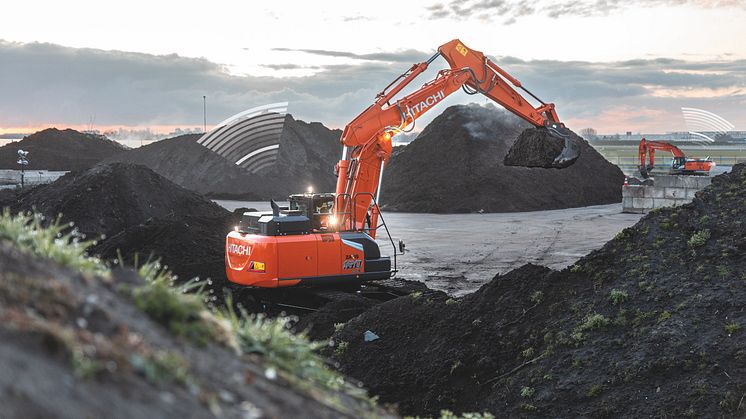 För att skydda såväl förarna som maskinen från potentiella risker erbjuder Hitachis nya grävmaskin Zaxis-7 en överlägsen sikt över arbetsplatsen.