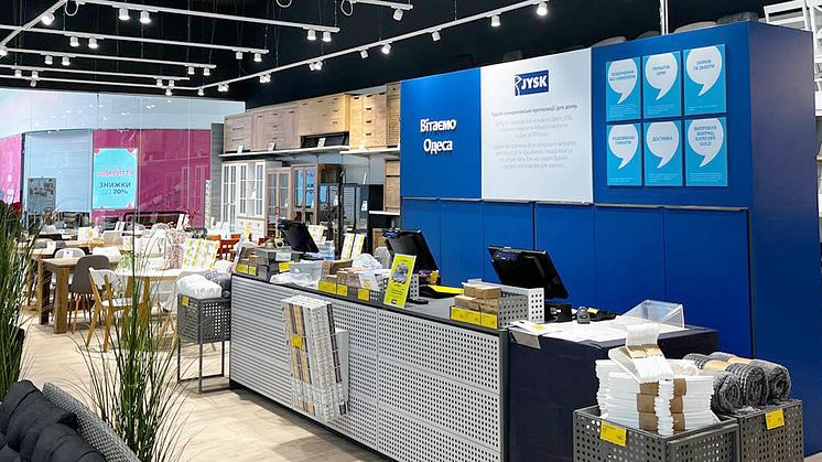 This is what the payment area of the JYSK store in Riviera Shopping Centre, Ukraine, looks like today.
