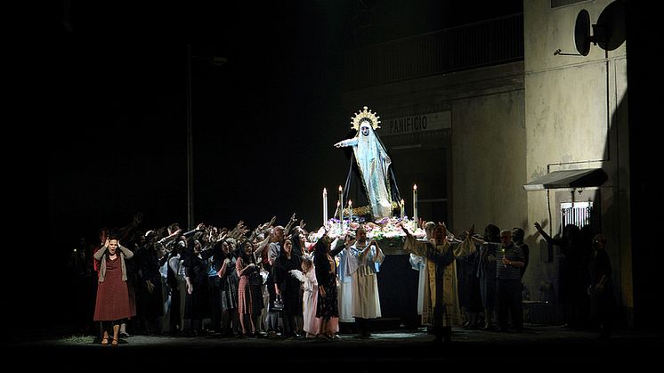 Ur Cavalleria rusticana & Pagliacci. Foto: Catherine Ashmore, The Royal Opera House