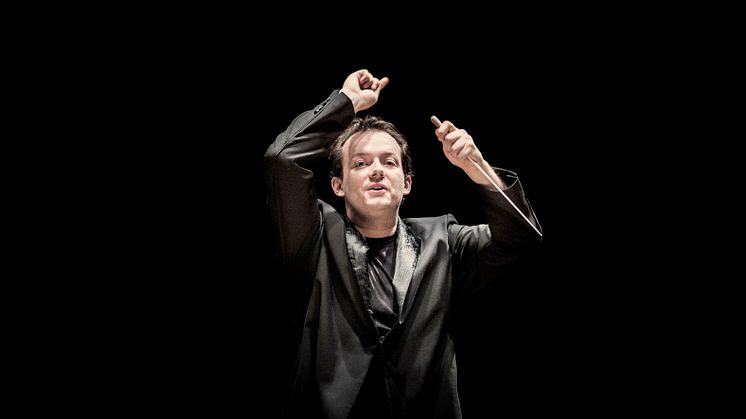 Toppdirigenten Andris Nelsons och Gewandhausorchester Leipzig till Malmö Live nästa år