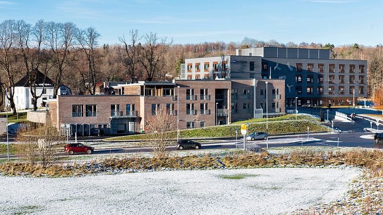 Ullerud Helsebygg i Drøbak är Norges största vårdhem i KL-trä.