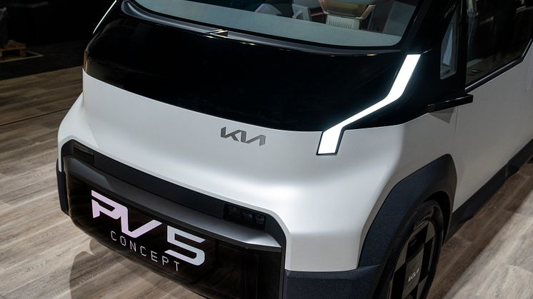 kia-pbv-pv5-iaa-24-static-highres006.jpg