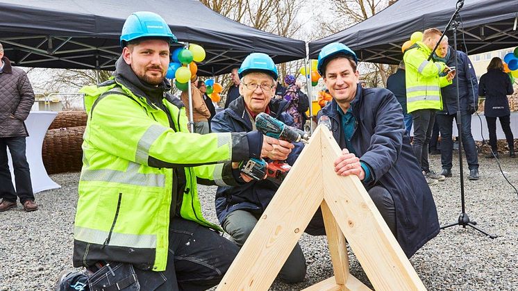 Drag när radhusbygge på Vallby i Västerås invigdes 