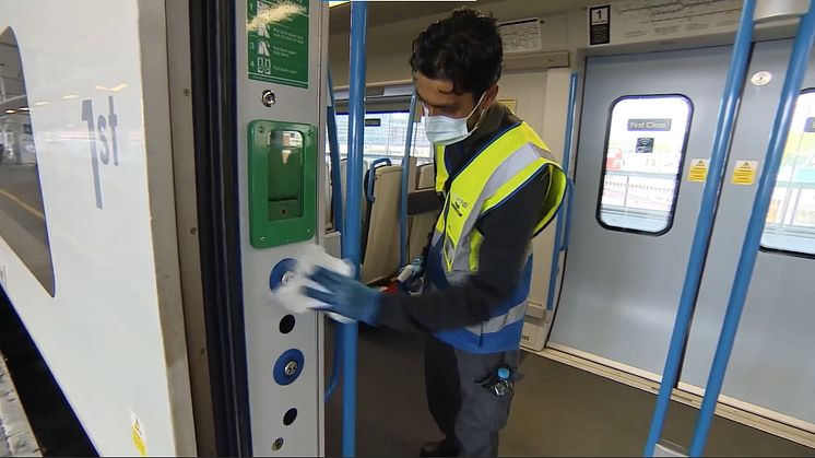 Applying the long-lasting viricide to a Thameslink train