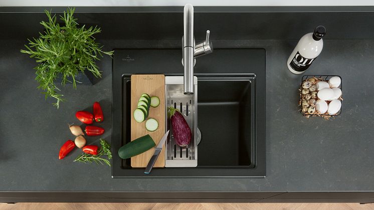 A new addition to the Subway sink family -     The trendy new Subway Style 60 S single sink with clever accessories