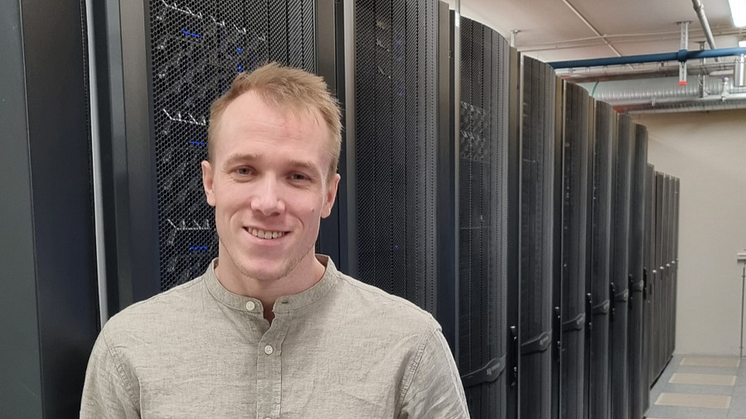 NNIT student identifies energy optimization leading to 12,6% electricity reduction – to be implemented across data centers 