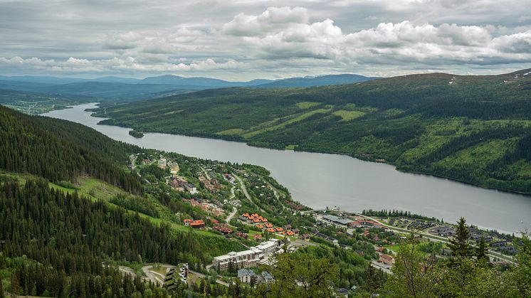 Åre och Oppdal är exempel där senaste decenniernas utveckling påverkat områdena negativt med fler översvämningar, jordskred och förlust av naturvärden.