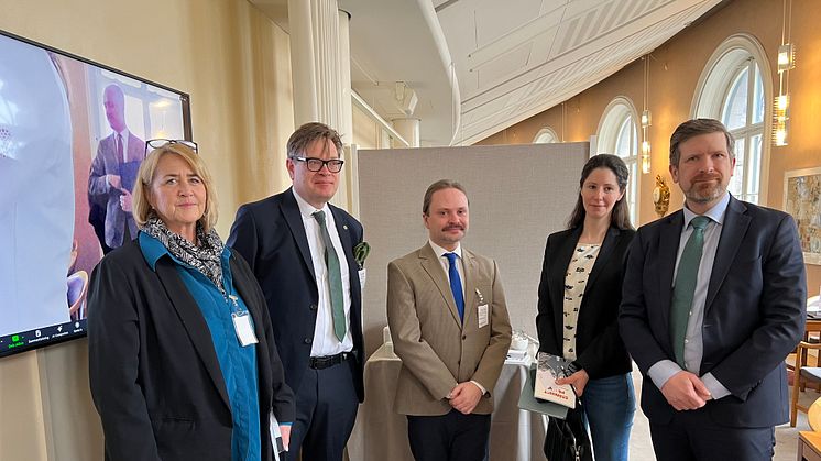 Ann Hassel Tano, Anders Ydstedt, Kalle Bäck, Paulina Neuding och Mikael Damsgaard. (Susann Dahlberg Karlsson,var med på länk). Bild: Jessica Balksjö Nannini.