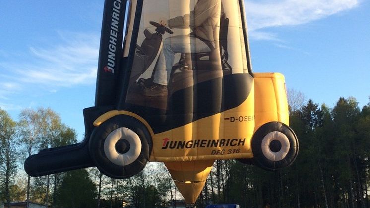 Jungheinrichs flygande truck gör svensk inofficiell debut