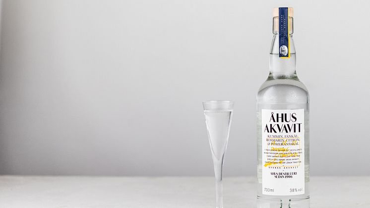 Åhus Akvavit lanserar traditionellt kryddat brännvin  i modern tappning