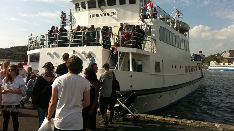 Se hamnen från havet – guidade båtturer i Göteborgs Hamn i sommar 