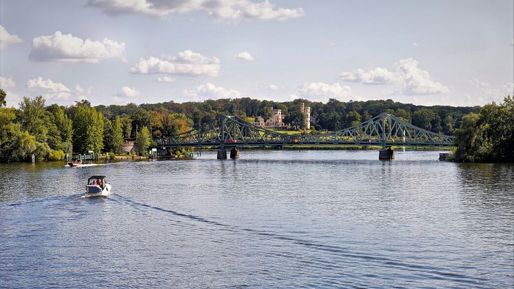 Mit dem Boot um die Insel Potsdam