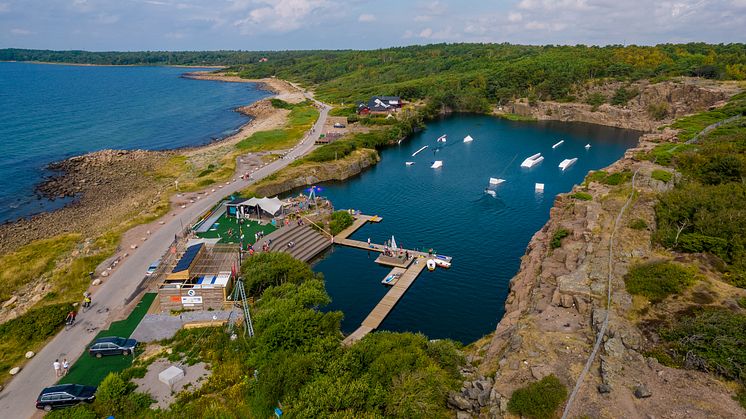 Grötvik i Halmstad har en unik stenhuggerihistoria. Idag är det ett omtyckt besöksmål för både invånare och turister. I helgen blir det familjefest! Foto: Joakim Leihed.