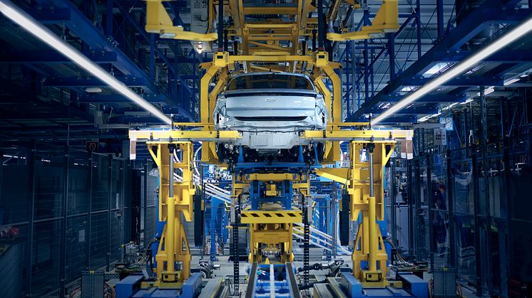 A Ford Kölni Elektromos Jármű Központ lesz a Ford első szén-dioxid-semleges jármű-összeszerelő üzeme világszerte, ami fontos mérföldkő a Road to Better stratégia megvalósításában. A high-tech központ az elektromos személygépjárművek új generációját