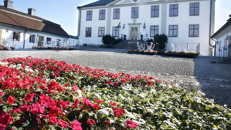 Bonde Söker Fru har flyttat till Mauritzbergs Slott