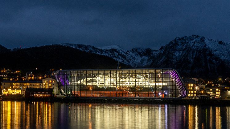 Hurtigrutemuseet fra sjøsiden