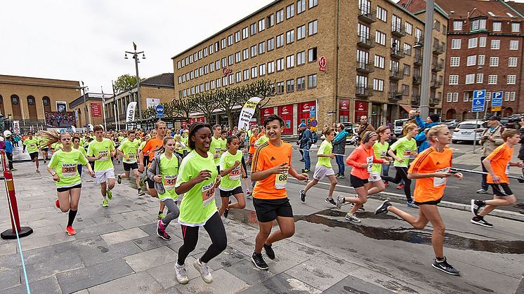 Deltagare i löparskolan och Cityvarvet 2016.  Foto: Citys löparskola (används ej som pressbild)